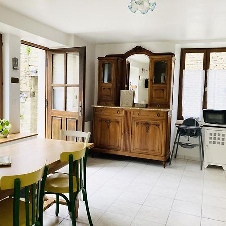 Vila Rue De La Tour Du Pin Fontaine-Française Exteriér fotografie