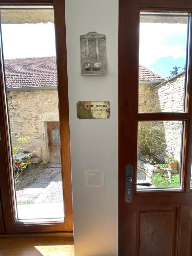 Vila Rue De La Tour Du Pin Fontaine-Française Exteriér fotografie