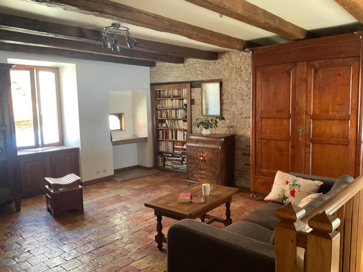 Vila Rue De La Tour Du Pin Fontaine-Française Exteriér fotografie